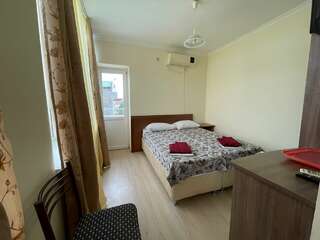 Пансионат Черноморский Витязево Бюджетный двухместный номер с 1 кроватью-2